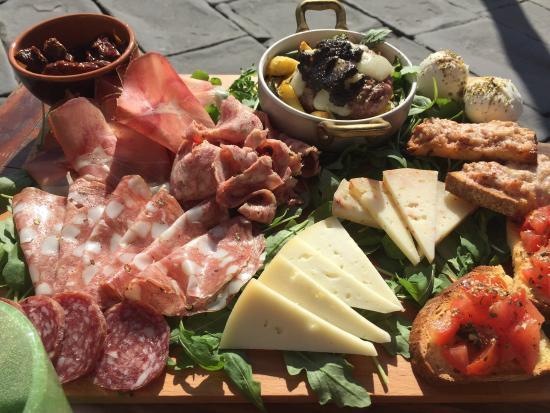 Dondino Winebar